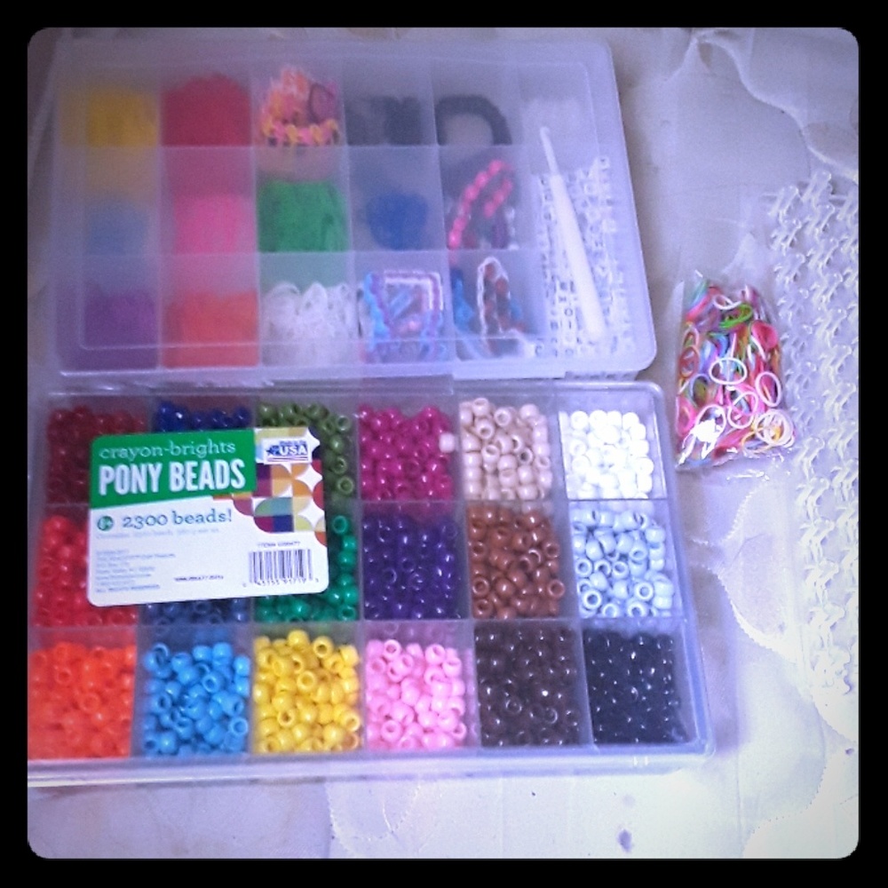 Im selling my bracelet kits